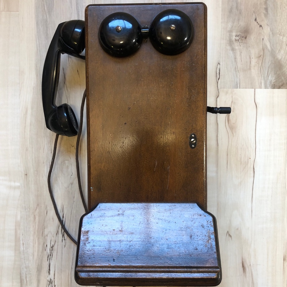 Vintage 1948 Northern Electric N-517-CG Wood Magneto Telephone Bakelite Canada